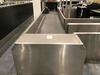 Double baggage belt for check-in desk island of four desks. Total length 7,500mm. Collection belt L 4850mm. Feeder belt L 2,600mm.