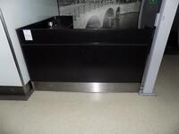 Gate desk