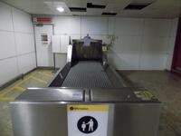 Flat bed over sized baggage collection point