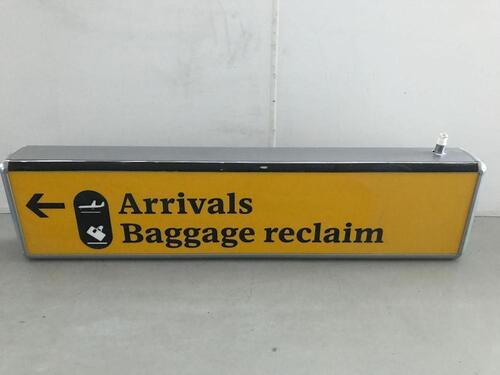 Arrivals/Baggage reclaim Illuminated sign