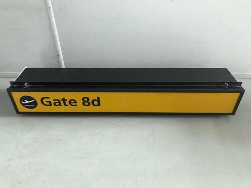 Gate 8d Illuminated sign