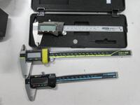 ASST'D CALIPERS (1) MITUTOYO 500-197-30 ABSOLUTE AOS DIGIMATIC CALIPER, (1) SHINWA19975 DIGITAL CALIPER AND (1) GENERAL ULTRATECH DIGITAL CALIPER (IN 