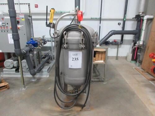 2009 FST FILTER VESSEL MODEL FSPN-1100 #7 304 S.S. (TO THE FIRST CUT) (MAIN PUMP ROOM)