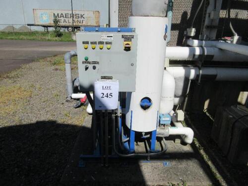 GRISWOLD FILTRATION WATER TREATMENT SYSTEM MODEL CSS600D-HH-4-MV-PLC WITH BELL & GOSSETT PUMP WITH US 20 HORSEPOWER MOTOR (TO THE FIRST CUT) (OUTSIDE)