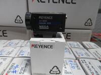 KEYENCE CV-200C COLOR CCD MEGA DIGITAL CAMERA (PALLET RACKING)