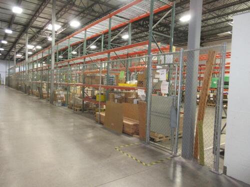 300' X 100" GALVANIZED STEEL FENCE (PALLET RACKING)