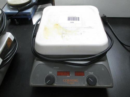 Corning PC-620D Stirring Hot Plate with 10" x 10" Pyroceram Top, 40.1cm Length x 26.9cm Width x 12.2cm Height, 5 to 550 Degree C, 120V/60Hz.s/n13806173364 Tag #N/A Category: Lab Location: R&amp;D