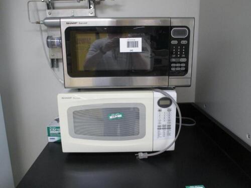 Sharp Qty (2) Carousel Microwaves.s/n Tag #N/A Category: Lab Location: R&amp;D