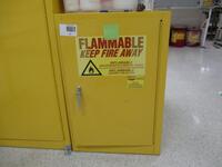 Eagle 1924 Flammable Liquid Safety Storage Cabinet, 12 Gal. 18-gauge steel, 23" W x 18" D x 35" H, One Door, Self Close. (No Contents).s/n Tag #N/A Category: Lab Location: R&amp;D