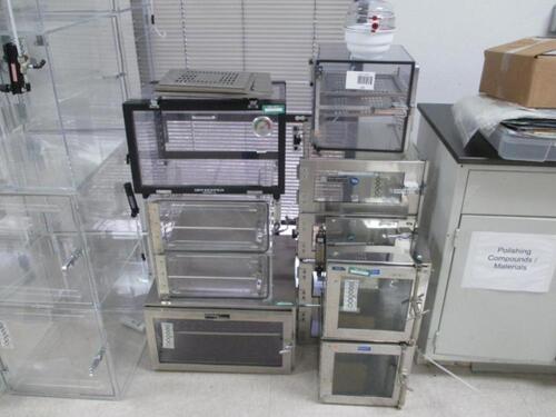 Qty (10) Assorted Dessicators.s/n Tag #N/A Category: Lab Location: R&amp;D