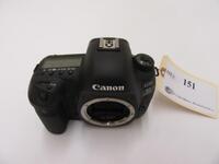 CANON EOS-5D MARK IV DSLR CAMERA, WITH BATTERY AND CHARGER, S/N 082054001041