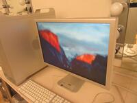 APPLE 23" CINEMA DISPLAY