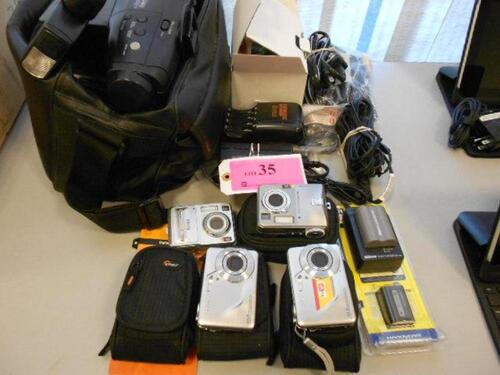 LOT OF 4 KODAK DIGITAL CAMERAS