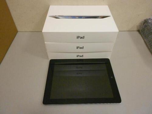 LOT OF 3 IPAD A1458 TABLET 16GB WITH BOX AND CHARGER