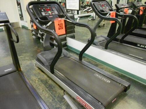 STAR TRAC TRX 0904 TREADMILL