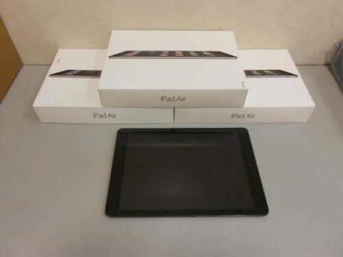 LOT OF 3 iPAD AIR A1474 TABLET 32GB WITH BOX AND CHARGER