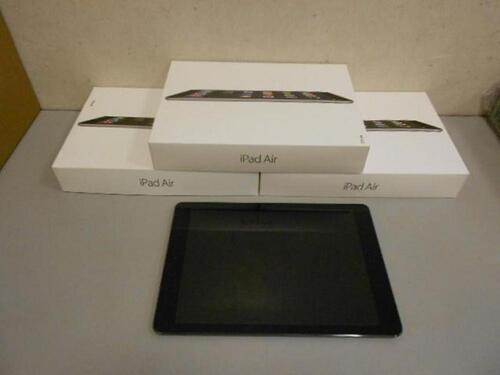 LOT OF 3 iPAD AIR A1474 TABLET 32GB WITH BOX AND CHARGER