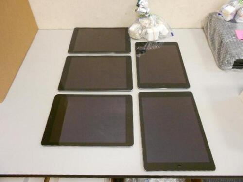 LOT OF 5 iPAD AIR A1474 TABLET 32GB WITH CHARGER (NO BOX)