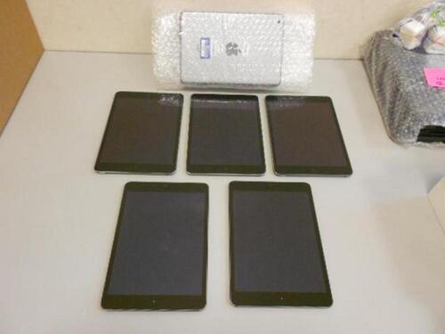 LOT OF 10 iPAD MINI 2 A1489 TABLET 32GB (NO BOX OR CHARGER)