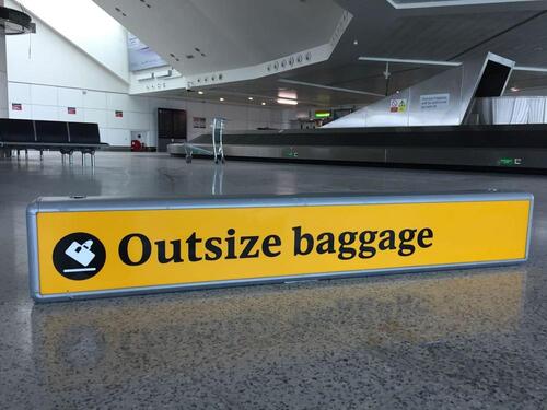 Illuminated Outsize Baggage Sign