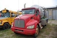 2008 KENWORTH T/A WATER TRUCK AUTOMATIC, PACCAR ENGINE, 10,259 HRS, 213,259 KM, SN#2NKLMLM9X78M937036