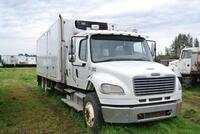 2006 FREIGHTLINER FRIDGE CUBE TRUCK AUTOMATIC WITH CREW CAB (TURBO PULLED OUT IN CAB, REAR ENGINE SEAL LEAKING) UNIT 202