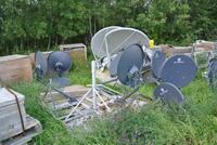 LOT OF ASSORTED SATELITE DISHES