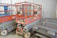 SKYJACK SCISSOR LIFT SJ111-3220 (NOT RUNNING)