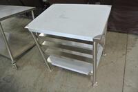 STAINLESS STEEL TABLE