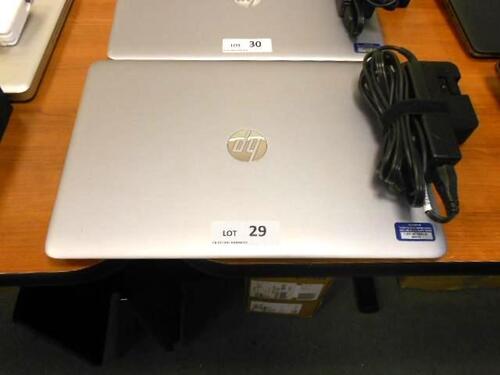 HP ELITEBOOK 850G3 CORE i5 LAPTOP W/ DOCKING STATION ( NO OPERATING SYSTEM)