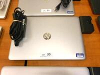 HP ELITEBOOK 850G3 CORE i5 LAPTOP W/ DOCKING STATION ( NO OPERATING SYSTEM)