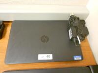 HP ELITEBOOK 850 CORE i5 LAPTOP W/ DOCKING STATION ( NO OPERATING SYSTEM)