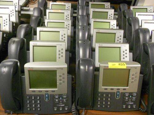 LOT OF 12 CISCO 7962 IP PHONES