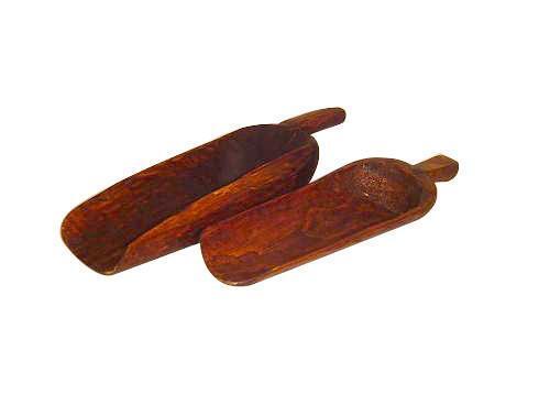 (289) WOODEN SCOOPERS (COST $2,890) (RA174) (EACH SCOOPER COMES WITH UNIQUE DESIGN NO TWO ARE THE SAME)