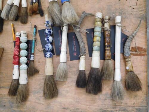 (LOT) 260 ASST'D CALLIGRAPHY BRUSHES