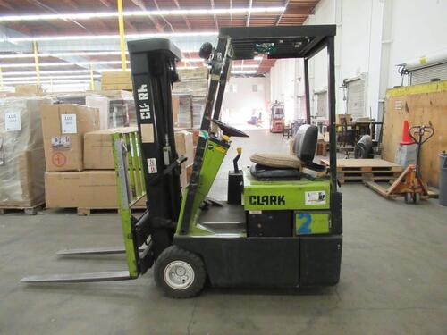 CLARK ELECTRIC FORKLIFT 2475 POUND CAPACITY MODEL TM15S (NO. 2) WITH CHARGER
