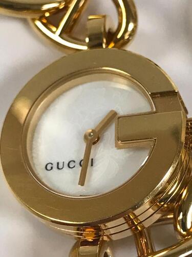 GUCCI WHITE MOTHER OF PEARL WOMEN'S WATCH, STAINLESS STEEL GOLD PLATED, MODEL:107 - Store Display, With Box, No Papers