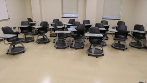 LOT, 17 ROLLING DESK PODS, HUNDLEY, 3RD FLOOR, RM 304