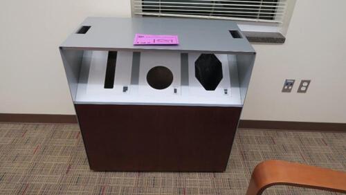 TRASH/RECYCLE RECEPTICLE, HUNDLEY, 2ND FLOOR, RM EAST