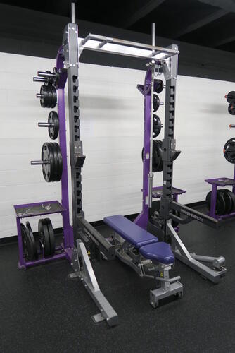 HAMMER STRENGTH BENCH PRESS MACHINE MODEL HDLSTOR-SA/HDLHRL, MAX TRAINING WEIGHT 855 LBS, 2014. , LOURDES HALL, LL FLOOR, RM WEIGHT ROOM