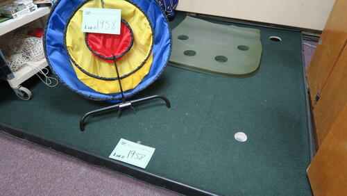 FLOOR PORTABLE PUTTING GREEN, PRACTICE PUTTING ACCESSORIES, CHIP MATE TARGET, MISC NETS AND CART, LOURDES, LL FLOOR, RM L08