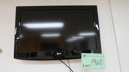 LG 32" LCD TV, LOURDES, LL FLOOR, RM COMMON AREA