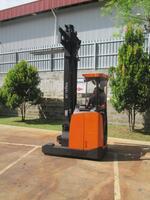 BT RRE-140-EC Electric Reach Truck (2011)