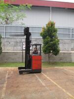 Toyota 6-FBRE-14 Electric Reach Truck (2007)