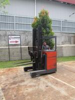 Toyota 6-FBRE-14 Electric Reach Truck (2007)