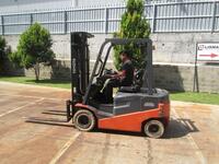 Toyota 8-FBN-25 Electric Forklift Truck (2012)
