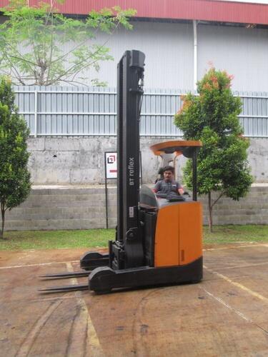 BT RRE-180 Electric Reach Truck (2011)