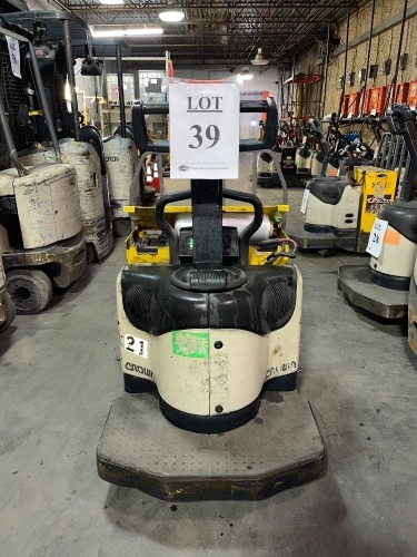 2008 CROWN PE-4500-60 SINGLEÃŠPALLET JACK 6,000 POUND CAPACITY, 24 VOLT, SERIAL NO. 6A261206 (WITH NO BATTERY)