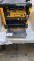 DeWalt planer