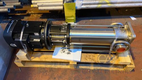 Grunfos circulation pump CRN 15–09- unused & in original packaging